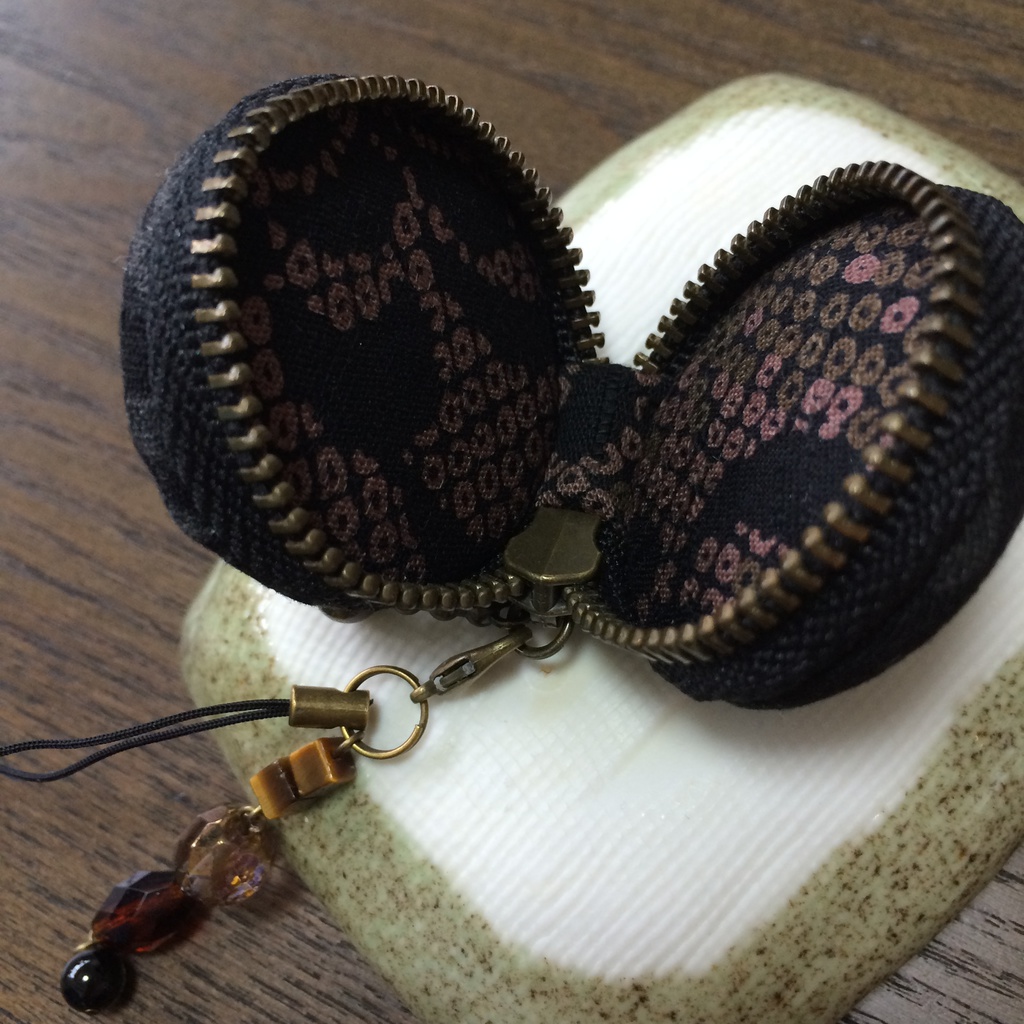 同田貫正国のマカロンケース【刀剣乱舞】