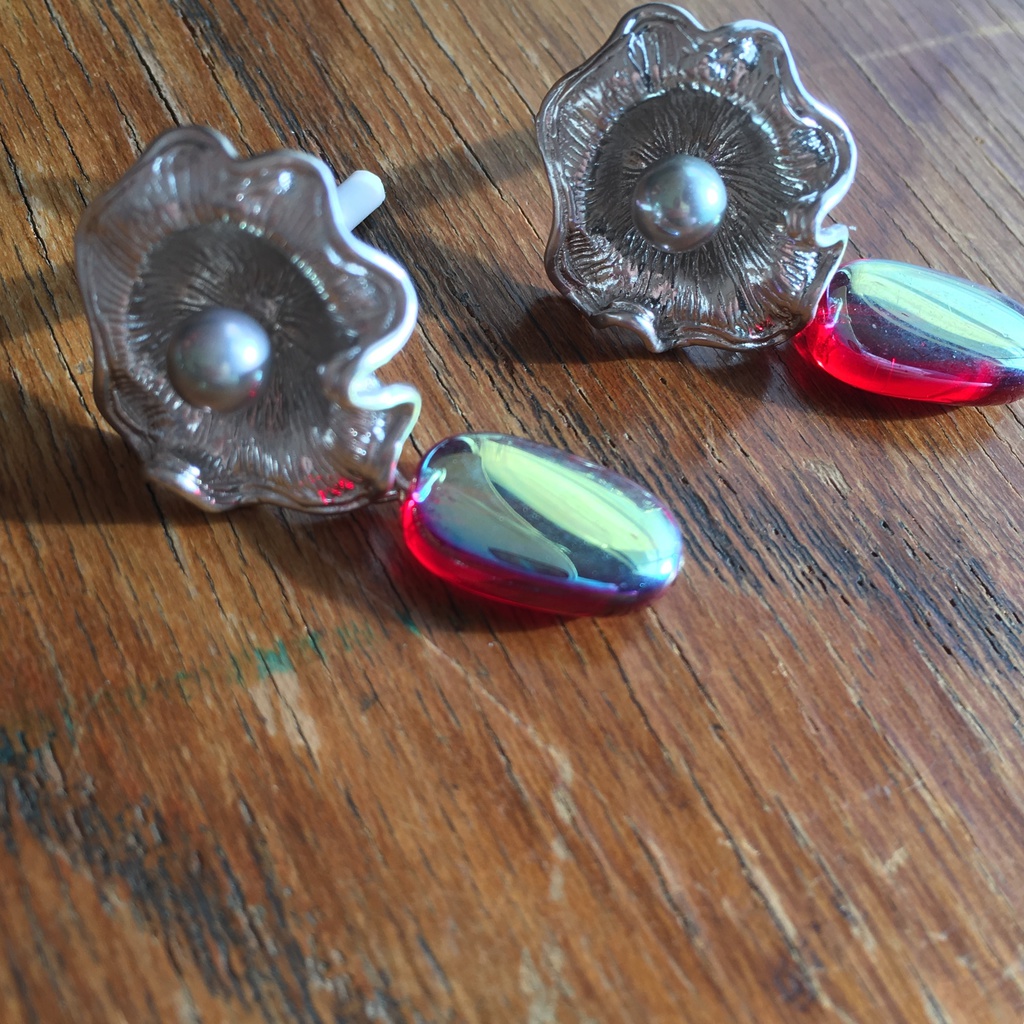 シンシャのピアス 虚の岬