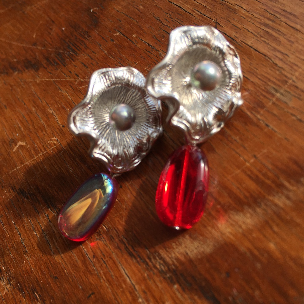 シンシャのピアス 虚の岬