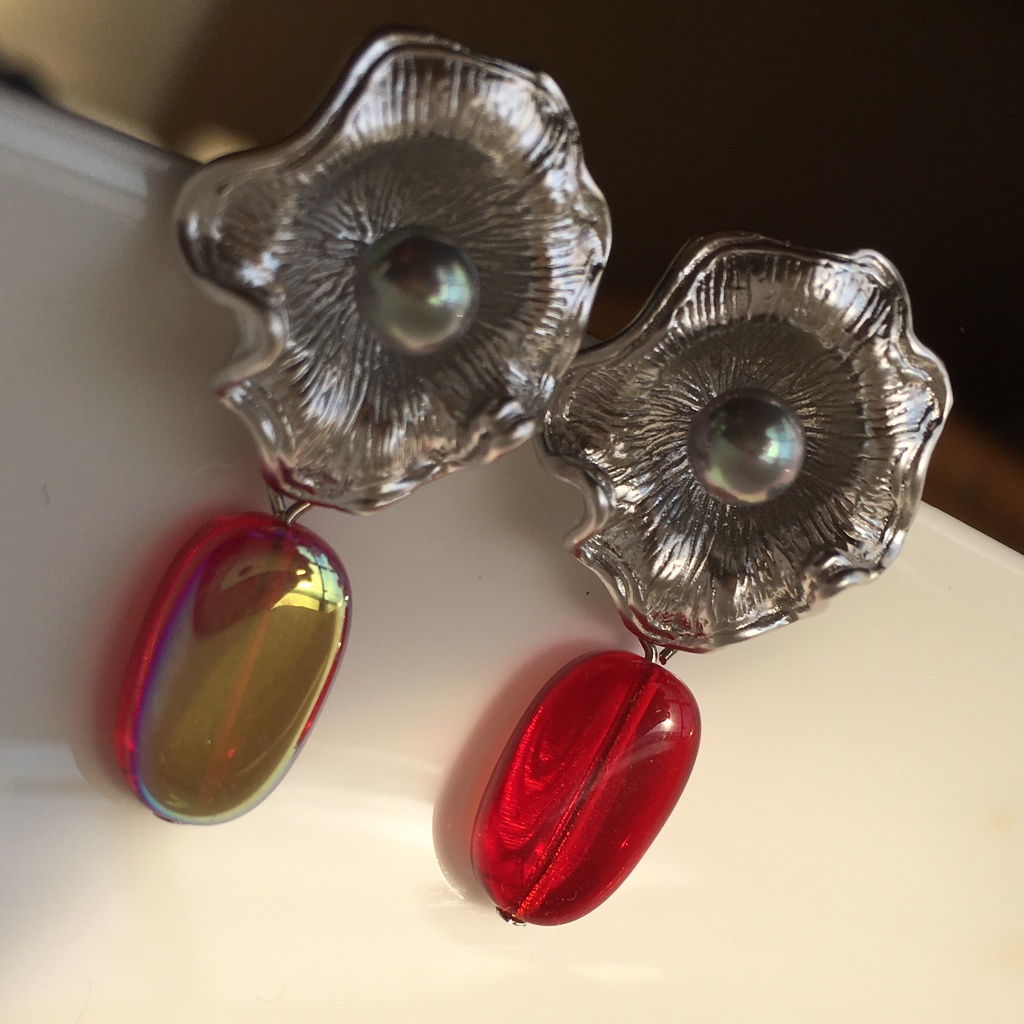 シンシャのピアス 虚の岬