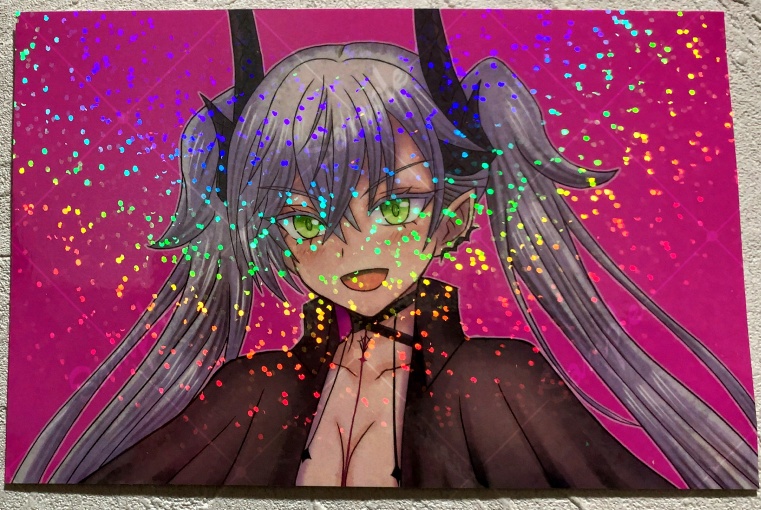 【キラキラ★ホログラム ステッカー小  スマホステッカーサイズ】リリス（FGO）FS-2