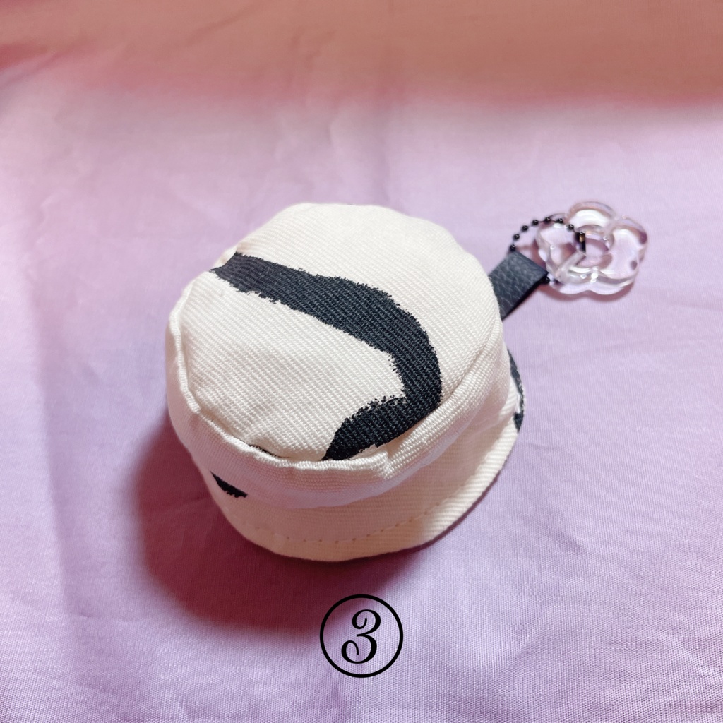 落書き柄バケットハット 10cmぬい用 ※花のキーホルダー付