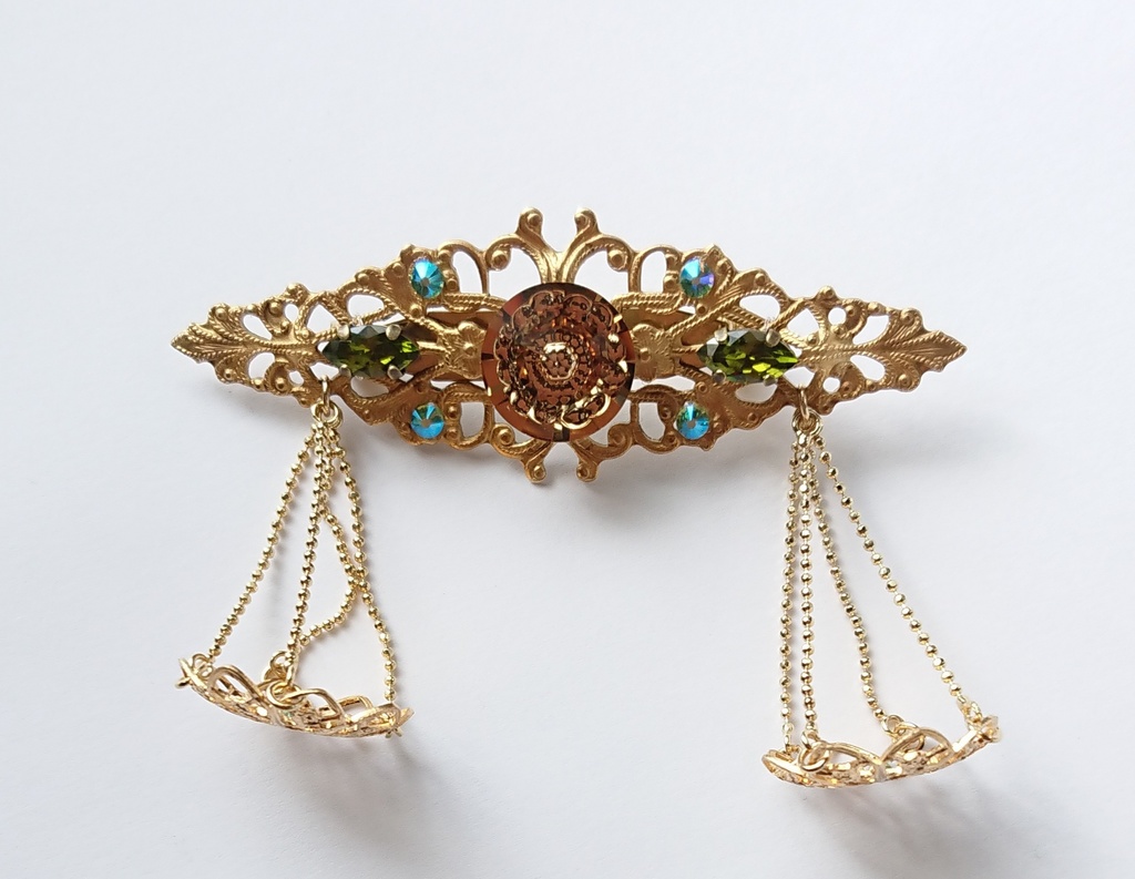 てんびん座ブローチ・童虎