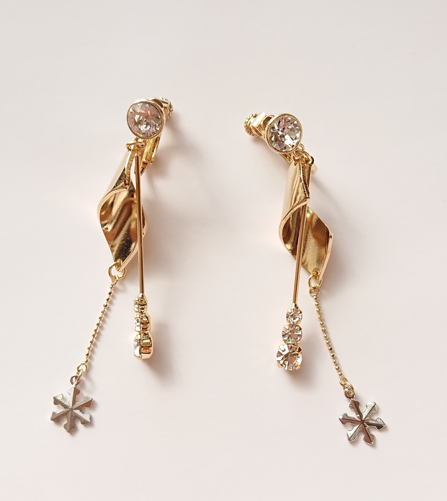 みずがめ座イヤリング・カミュⅡ☆販売終了☆