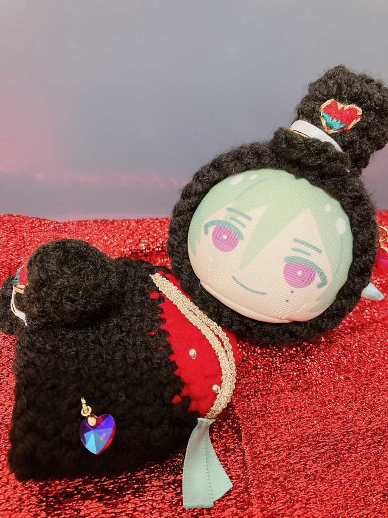 トランプinUNDERLAND おまんじゅう着ぐるみ