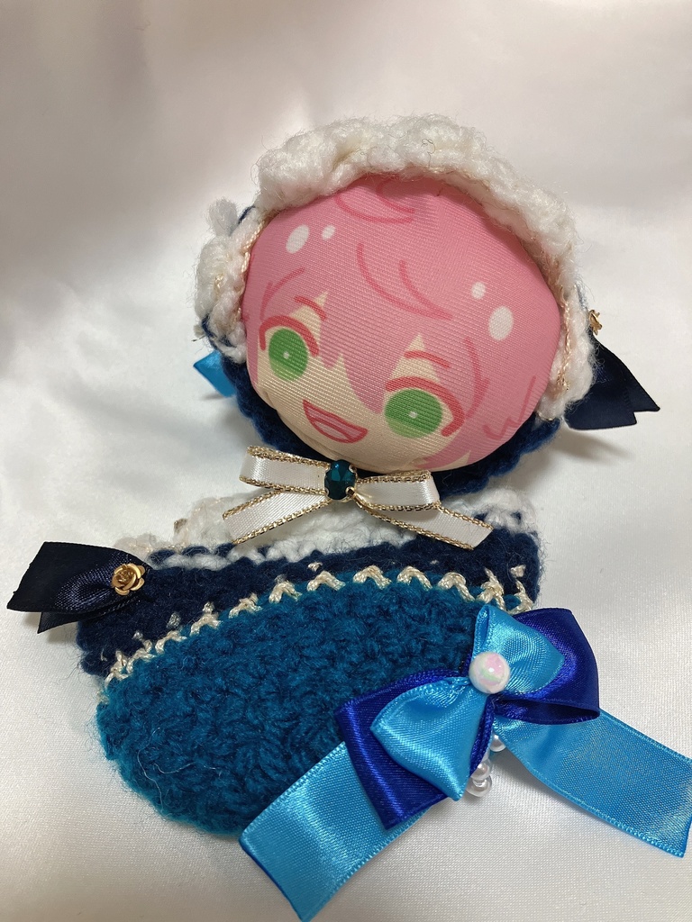 ホワイトブリムイメージ　おまんじゅう着ぐるみ