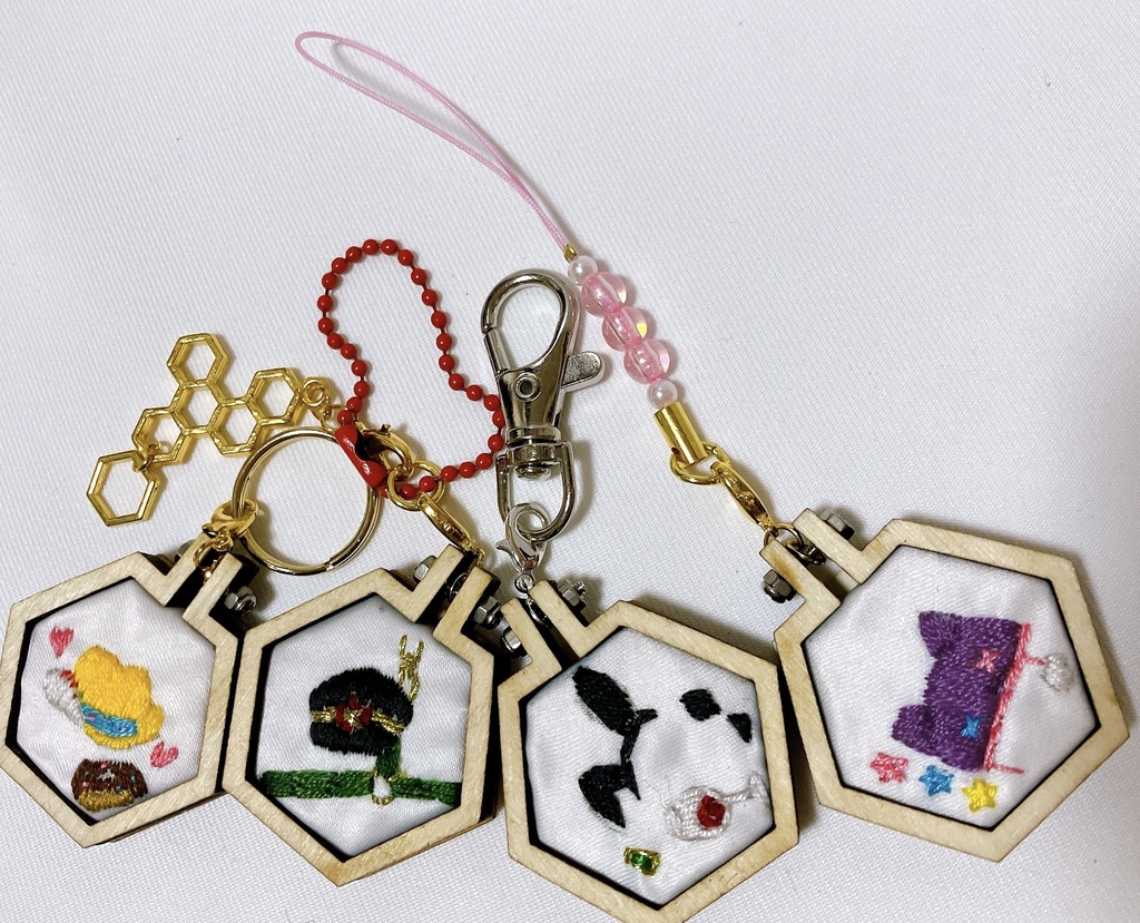 Crazy:B 刺繍チャーム　クレビ　燐音