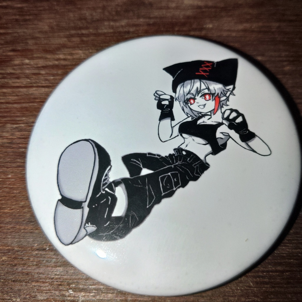 狂月そらグッズ 缶バッチversion２