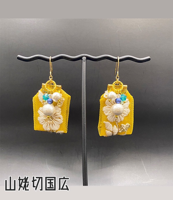 【とうらぶ】山姥切国広・大包平 インド刺繍リボンピアス