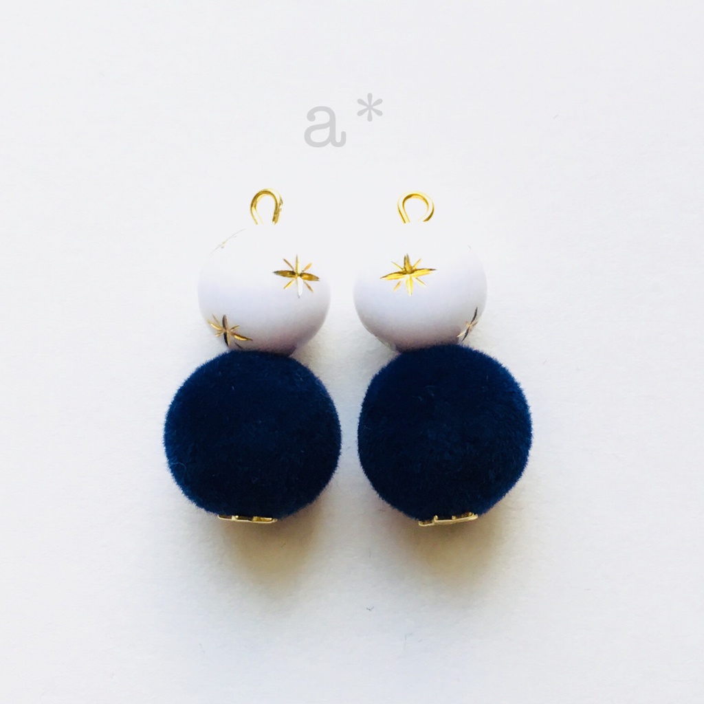 星空雪だるまのイヤーアクセサリー