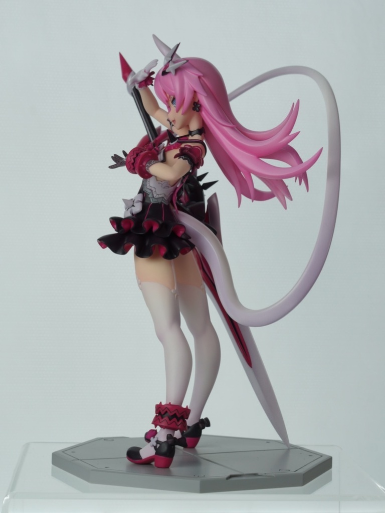 崩壊3rd ウォッカガールズ ロザリア・アリーン 1/7ガレージキット