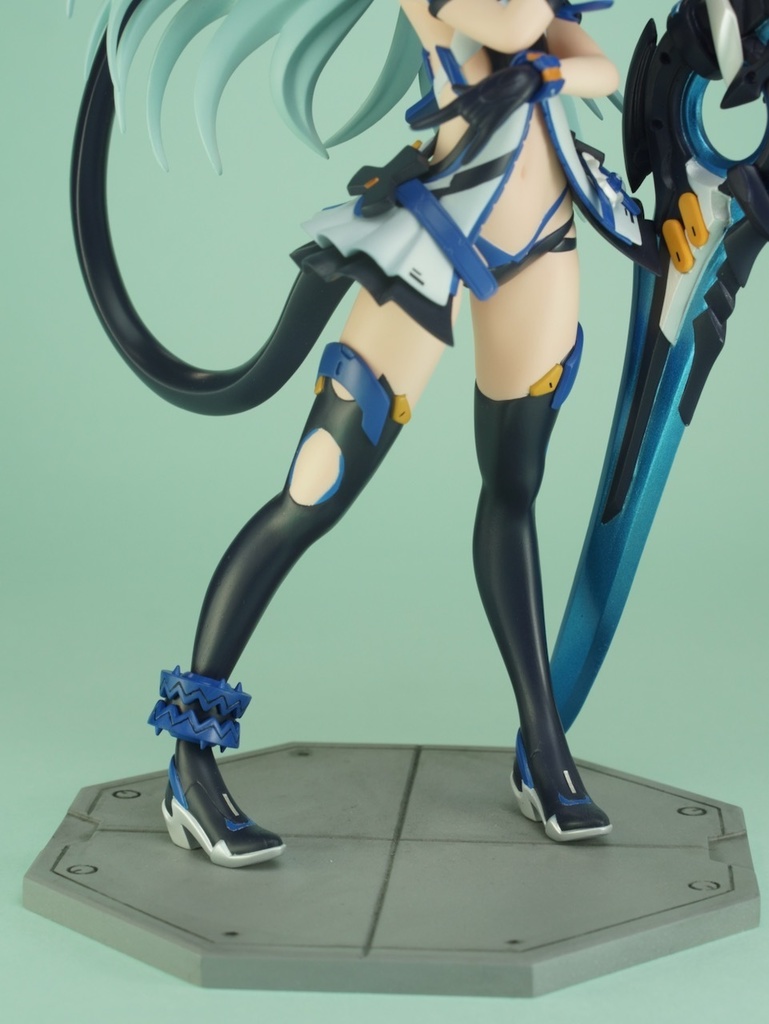 崩壊3rd ウォッカガールズ リリア・アリーン 1/7ガレージキット