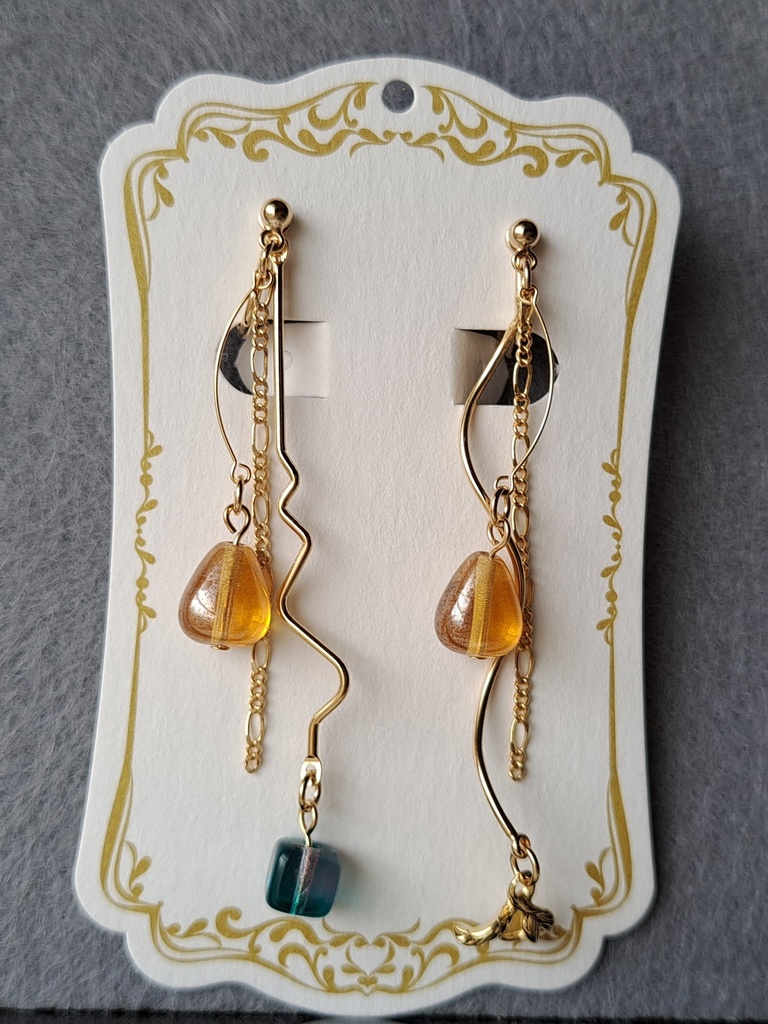 【ロキ】モチーフイヤリング&ピアス