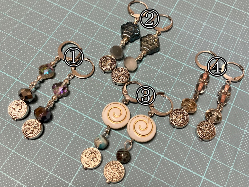 ♰メダイのフープピアス♰