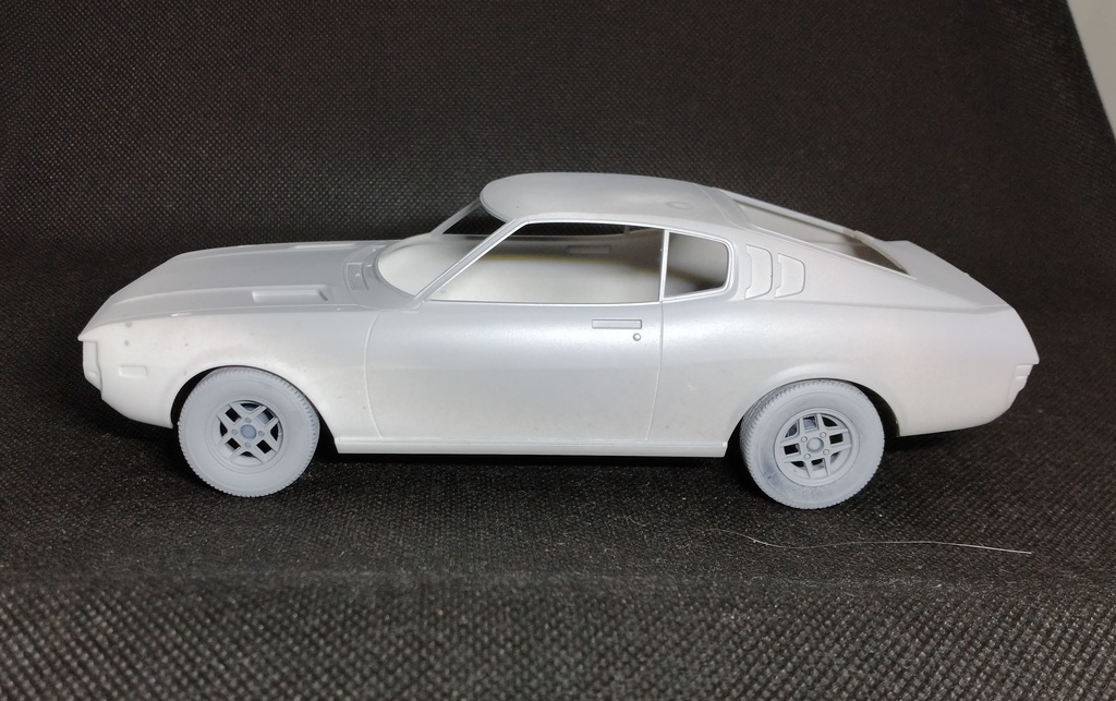 TOMS風 13"ホイール&タイヤ 1/24