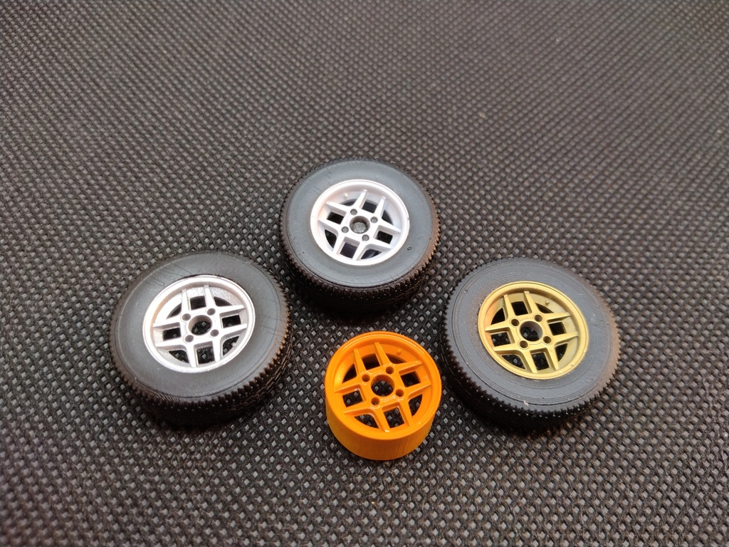 TOMS風 13"ホイール&タイヤ 1/24