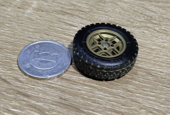 TOMS風13"ホイール&ラリータイヤ 1/24 STLデータ