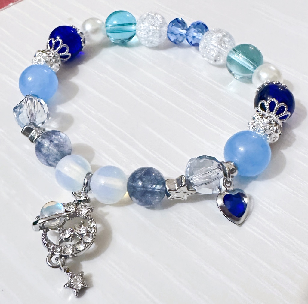 モチーフブレスレット