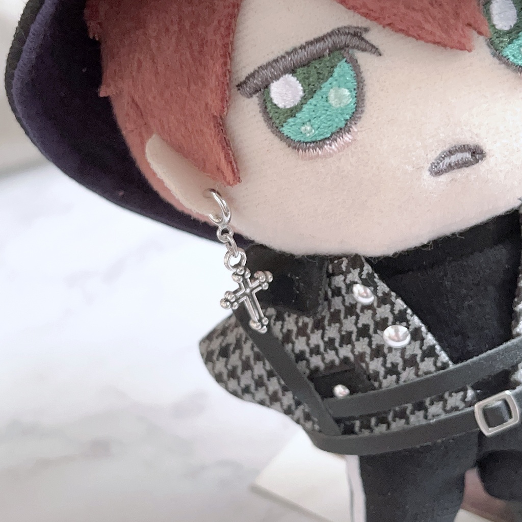 【こっそりおそろい】✝️十字架ピアス/イヤリング【片耳売り】✝️