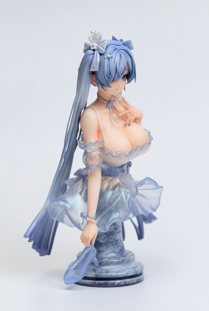 シンデレラ ガラスのプリンセス 胸像 勝利の女神:NIKKE 未塗装、未組立ガレージキット