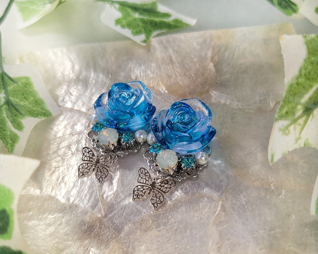 【12/3 21:00~頒布開始】澄んだ薔薇シリーズ(イヤリング/ピアス)