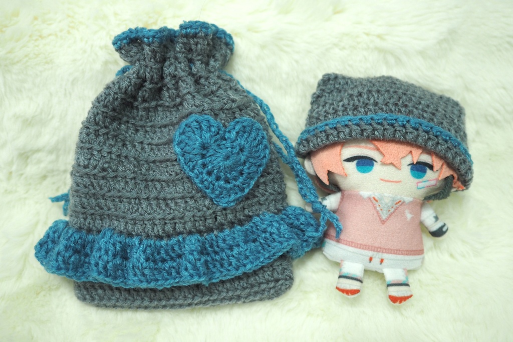 巾着&ニット帽　小柳ロウ