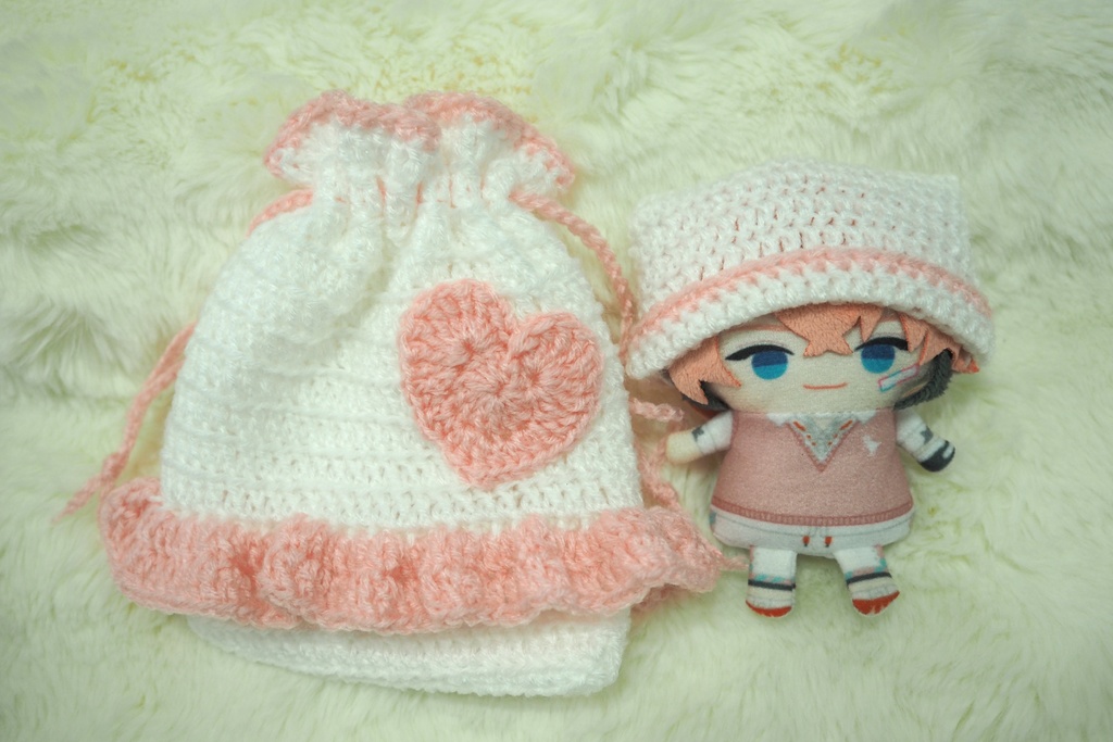 巾着&ニット帽　赤城ウェン