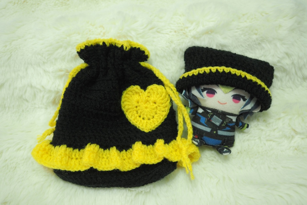 巾着&ニット帽　ユウ Q ウィルソン