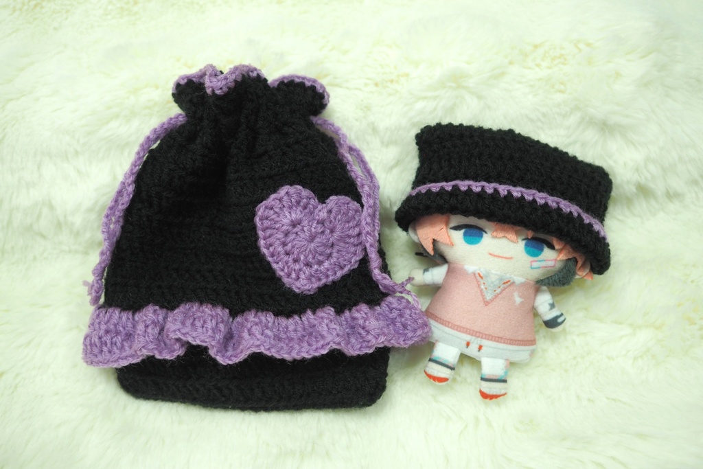 巾着&ニット帽　ヴェザリウス バンデージ