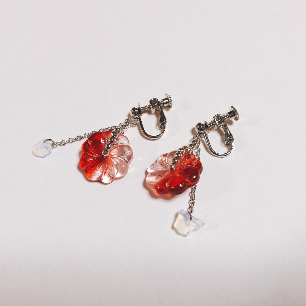 【おまとめ】ユアマジェスティ ヴァージニア イメージイヤリング& ヴァージニア 「ボトル・イン・サマー」イメージイヤリング