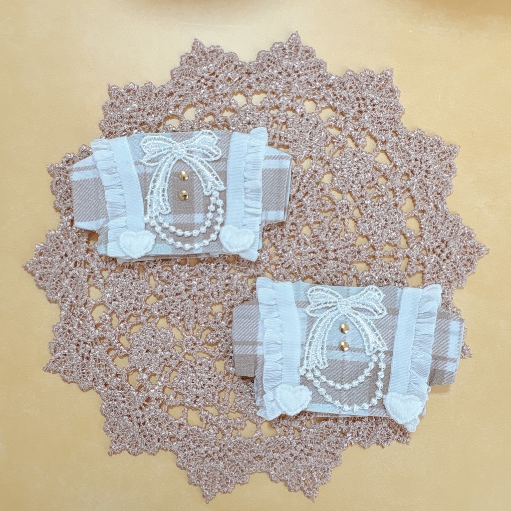 淡色チェック服