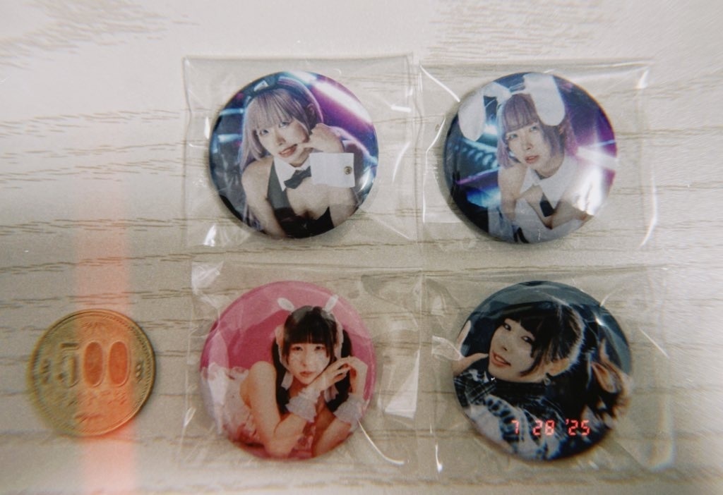 c106 Call of the Night/i♡DOL 缶バッジセット