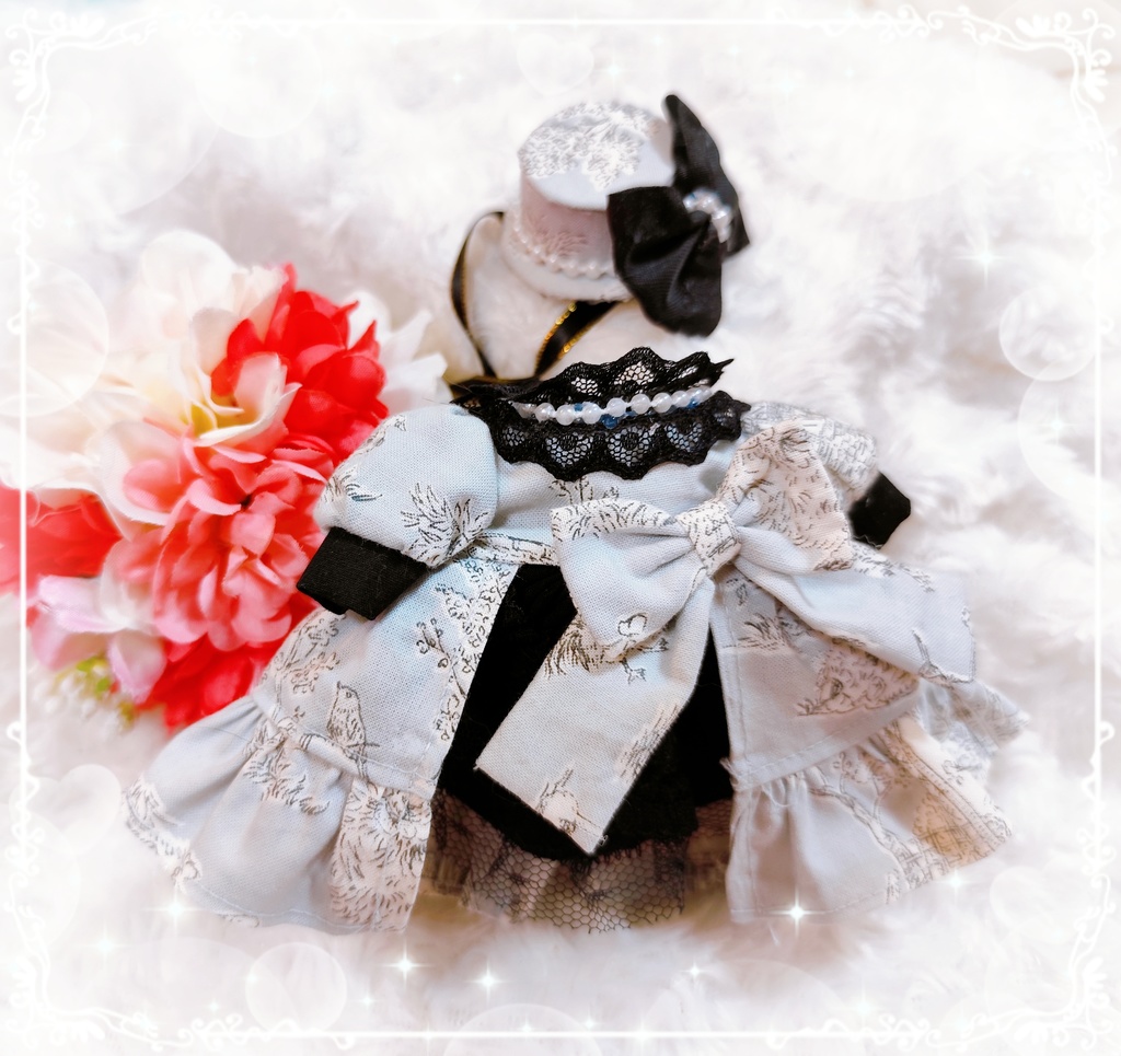 9/29(日)22時よりトワルドジュイ柄のお洋服