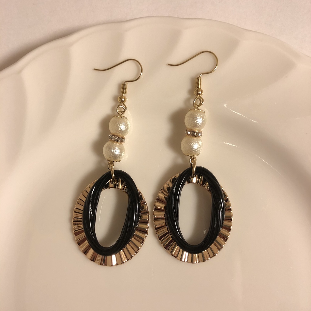 ピアス(イヤリングに変更可)