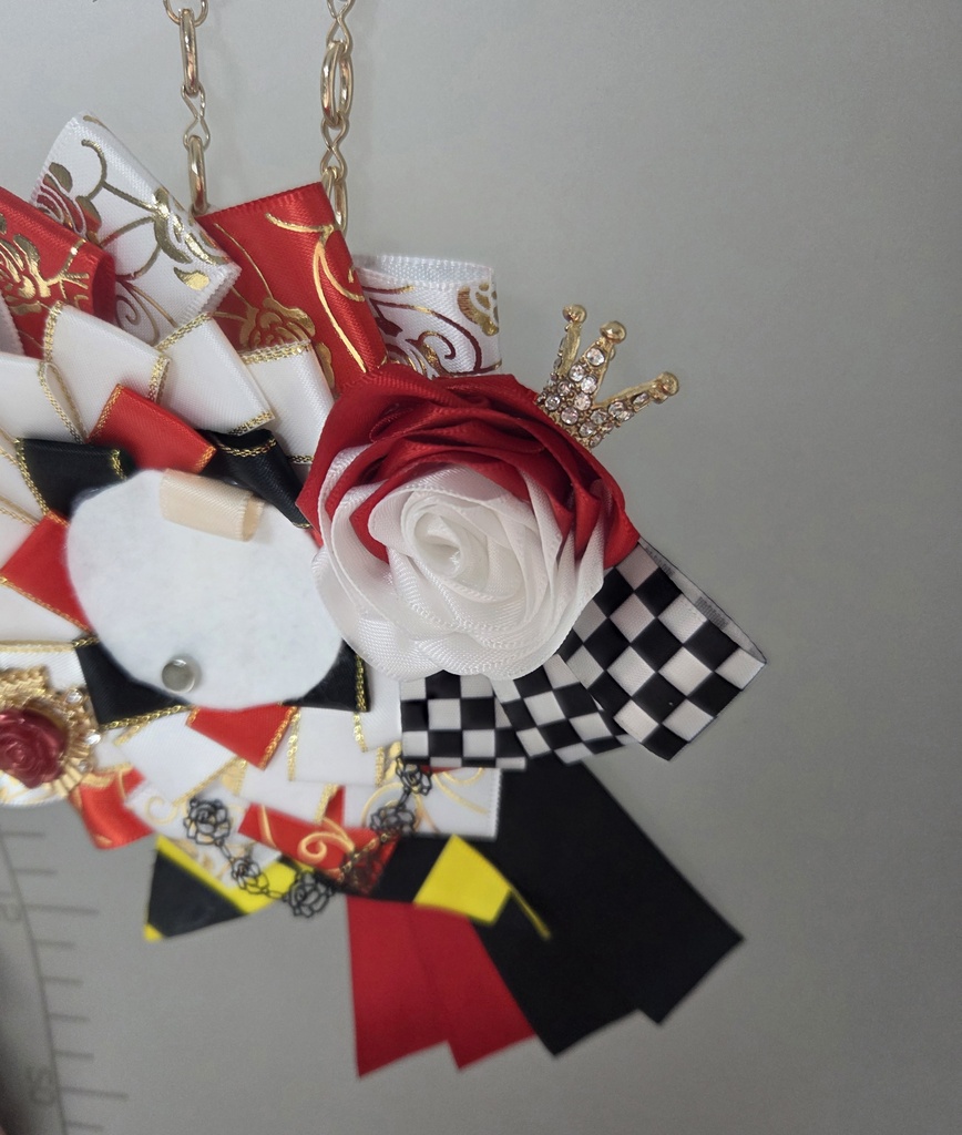 【ツイステ】ハーツラビュル寮服イメージロゼット