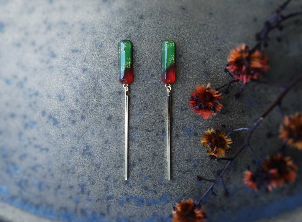 刀剣モチーフ和菓子アクセ