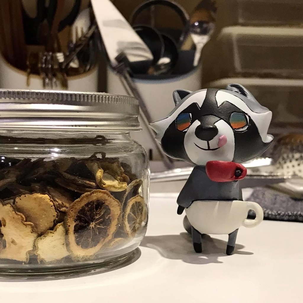 預購特惠中 Willstudio 官方 Raccoon Bei Bei 浣熊唄唄 咖啡夥伴 手工製作 動物公仔
