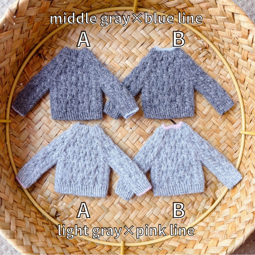 ライン入りセーターとネックレスのセット