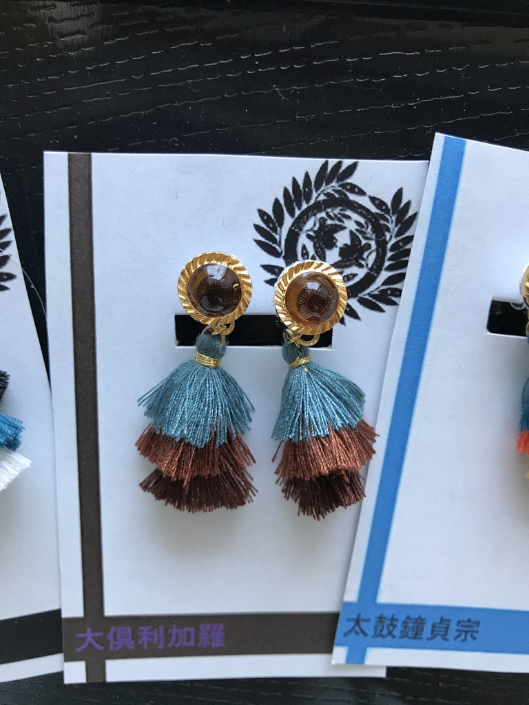 送料込 伊達組 イメージ イヤリング ピアス