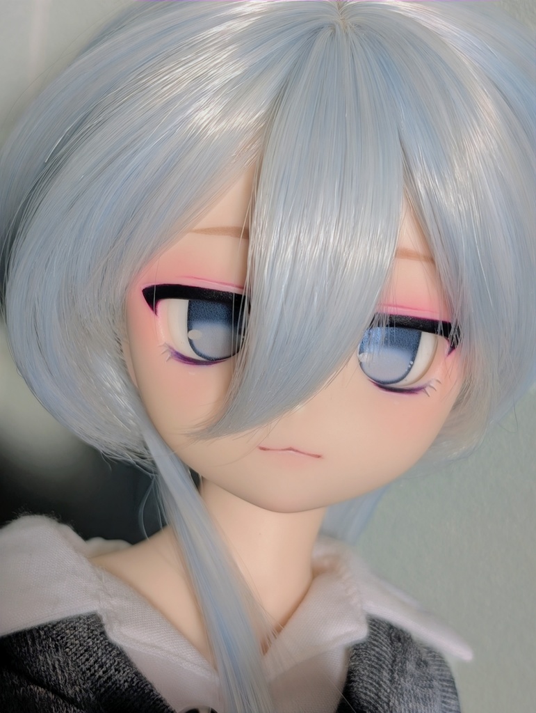 【DDH-29】カスタムヘッド+自作アイセット【セミホワイト肌】