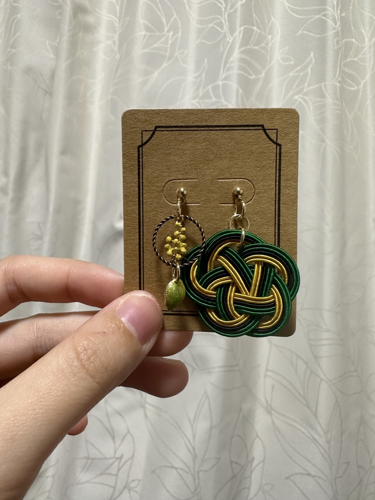 桑名江  イメージピアス