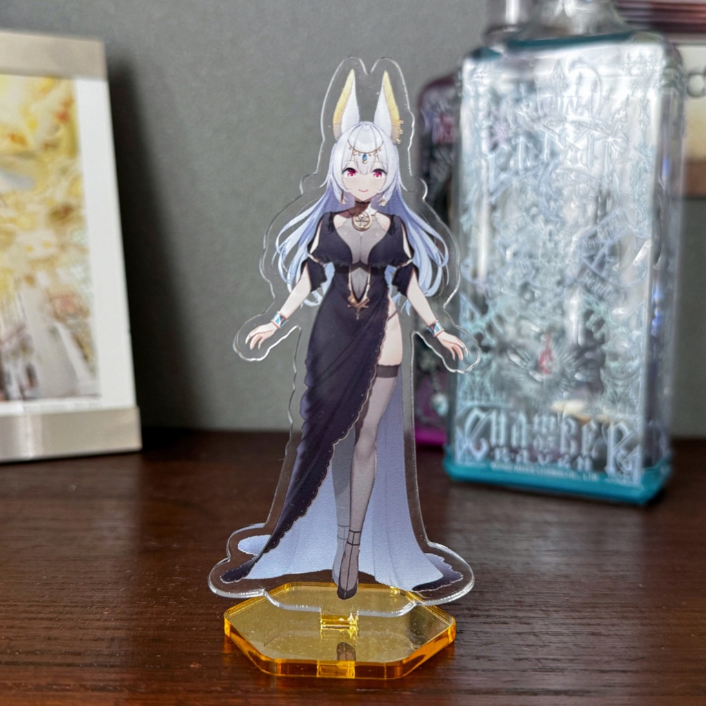 エアリアヌビス衣装アクリルスタンド