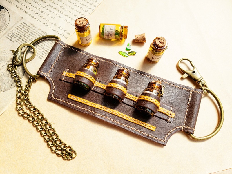 鉱石標本のベルトホルダー