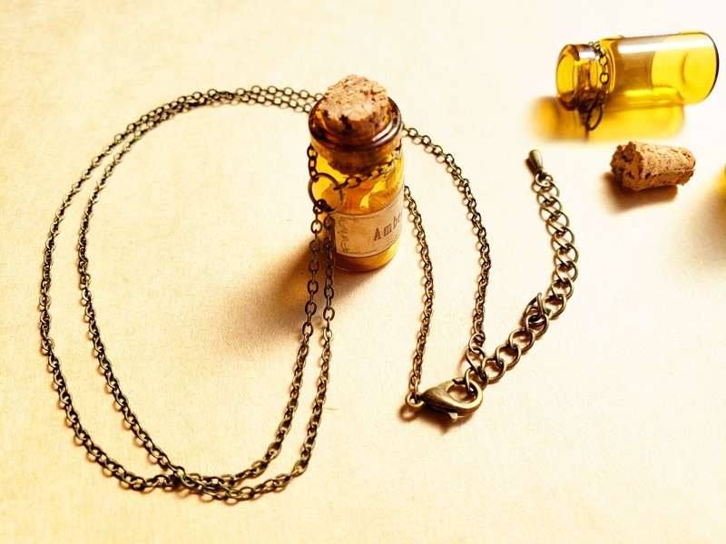 鉱石標本の小瓶【ペンダントトップ用】2P目