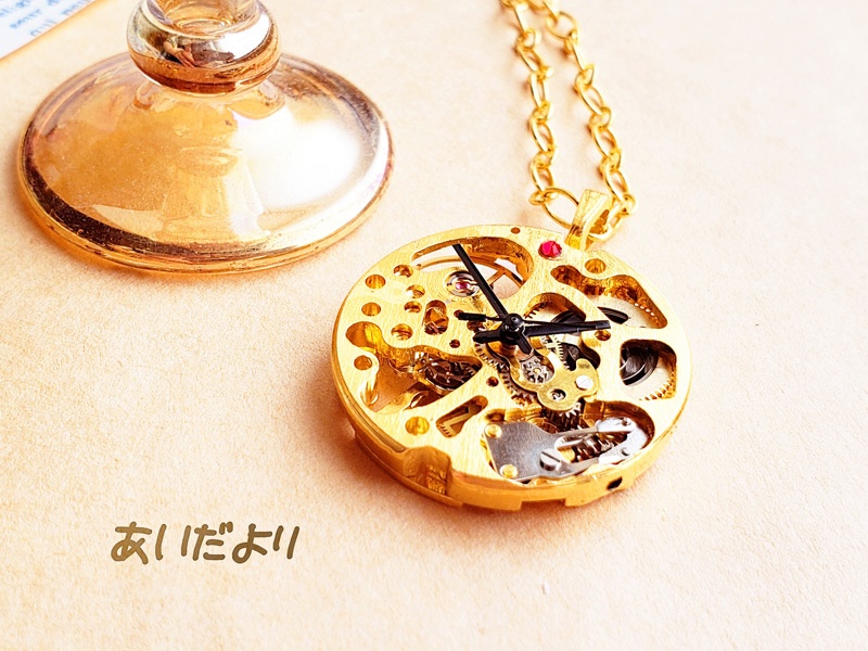 ゴールドクロック　時計機構ペンダント