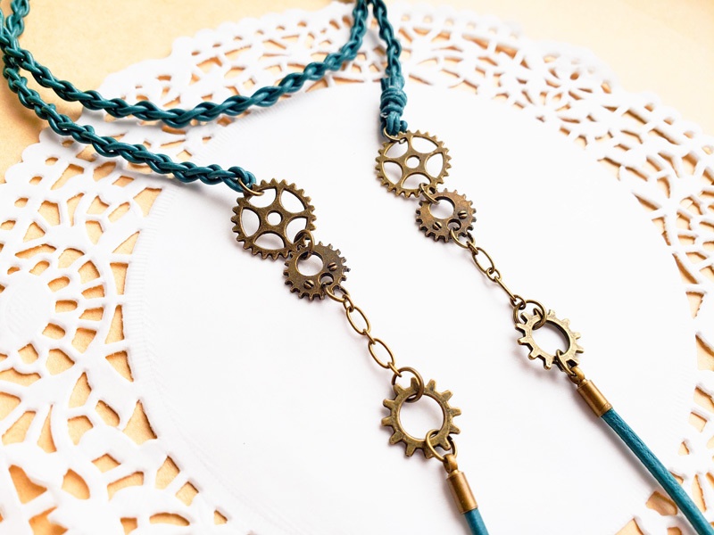 歯車のメガネ止め 革紐グラスコード