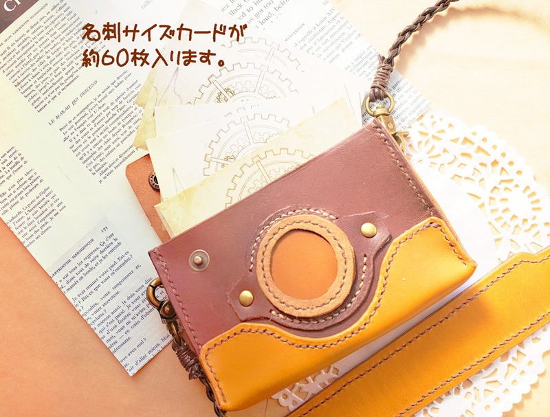 革製カメラ型カードケース 名刺入れ
