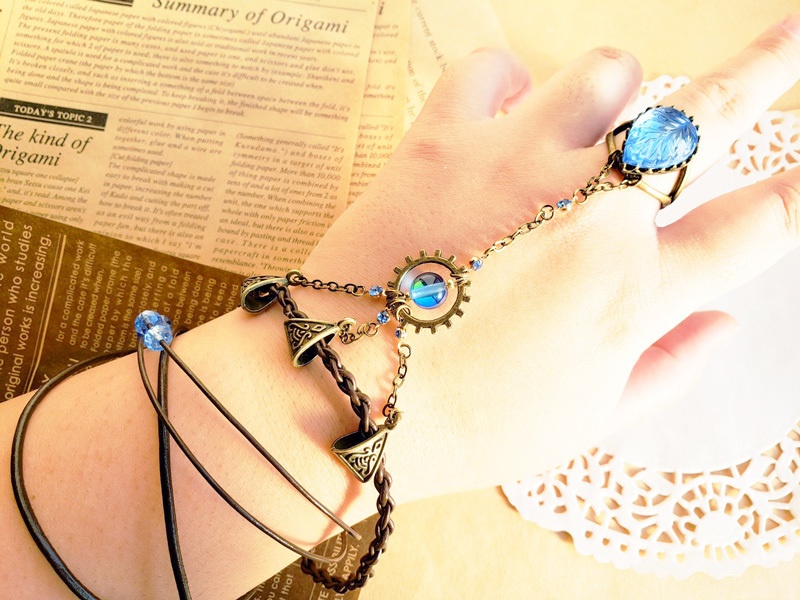 魔法使いの腕飾り【水】指輪・腕輪・複合アクセサリー