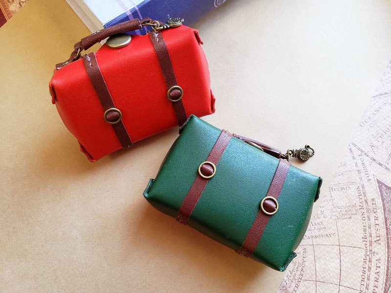 旅人の革トランク 小物入れ