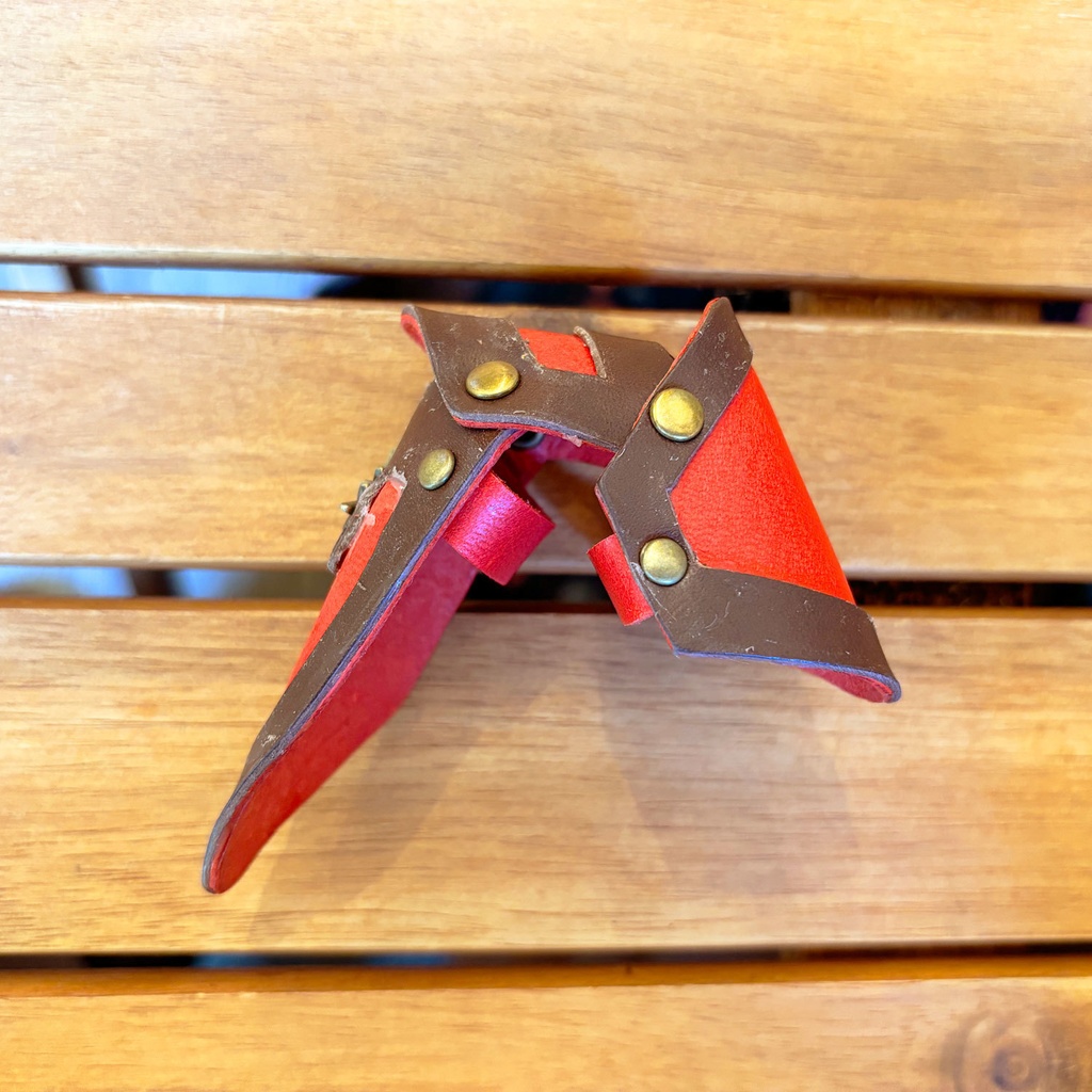 革のアーマーリング